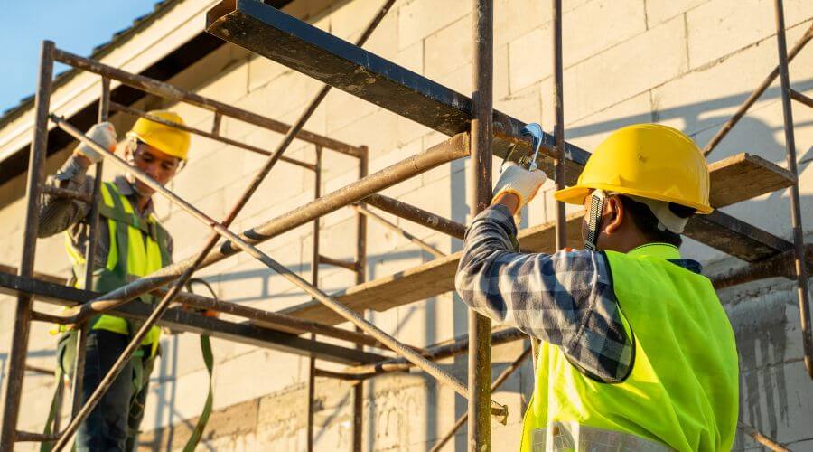 Professional fairlawn roofing services in Silverwood, MI